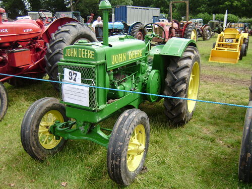List of John Deere tractors - Tractor & Construction Plant ... oliver 70 tractor wiring diagram 