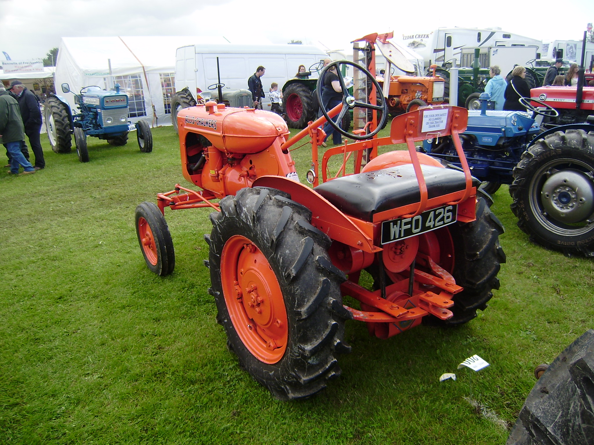 Allis-Chalmers Model B - Tractor & Construction Plant Wiki - The ...