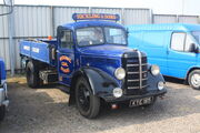 Bedford reg KYE 185 at Donnington Park 09 - IMG 6104small