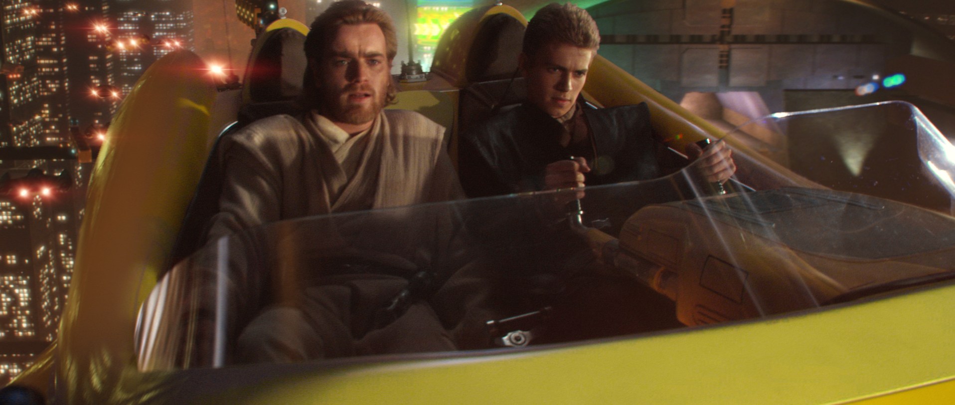 http://img2.wikia.nocookie.net/__cb20090918165459/starwars/images/2/23/Attack_of_the_clones_1.jpg