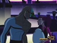 Kevin y Gwen discutiendo