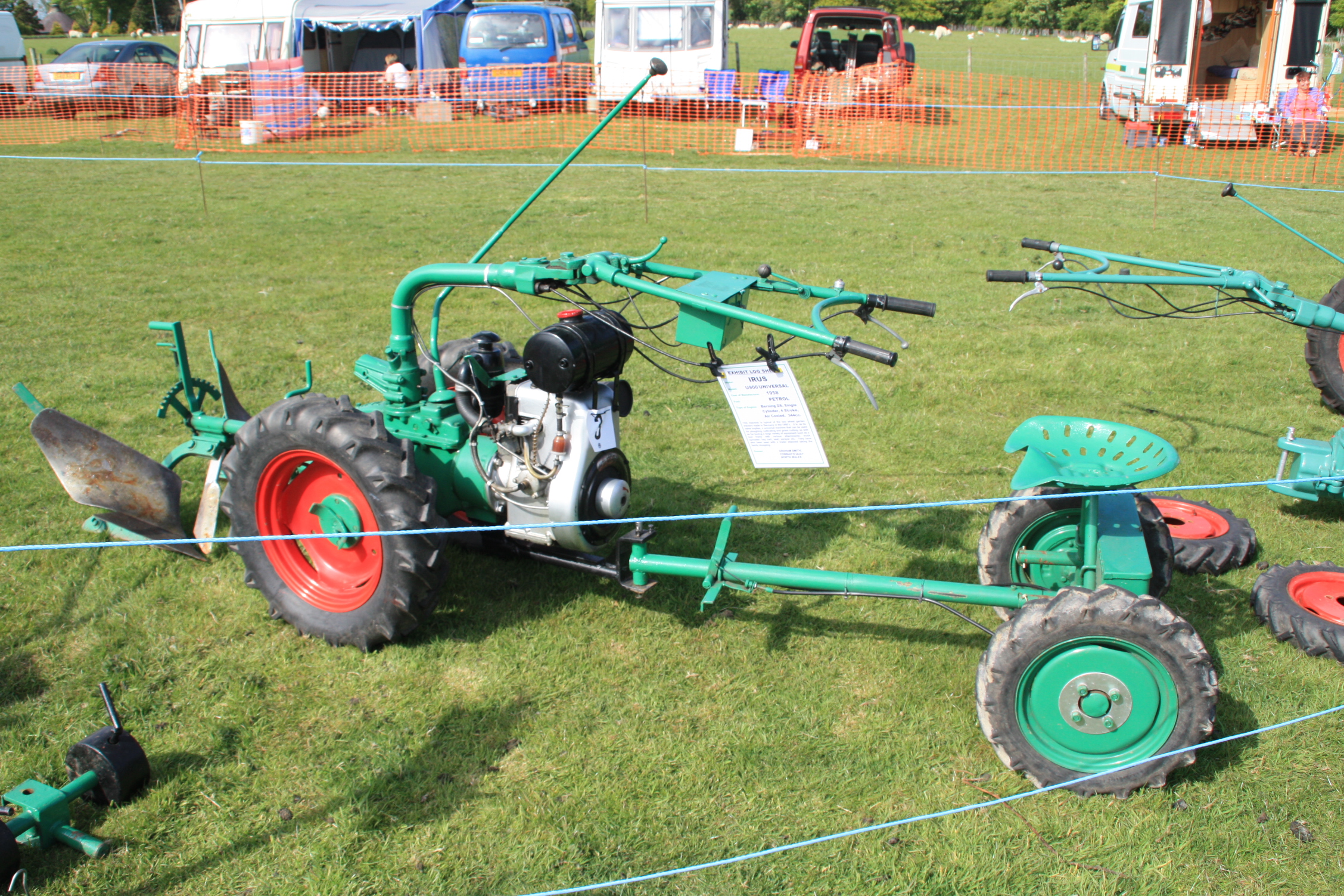 Irus - Tractor & Construction Plant Wiki - The classic vehicle and ...