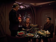 Chakotay und Tom im Gespräch mit Annorax