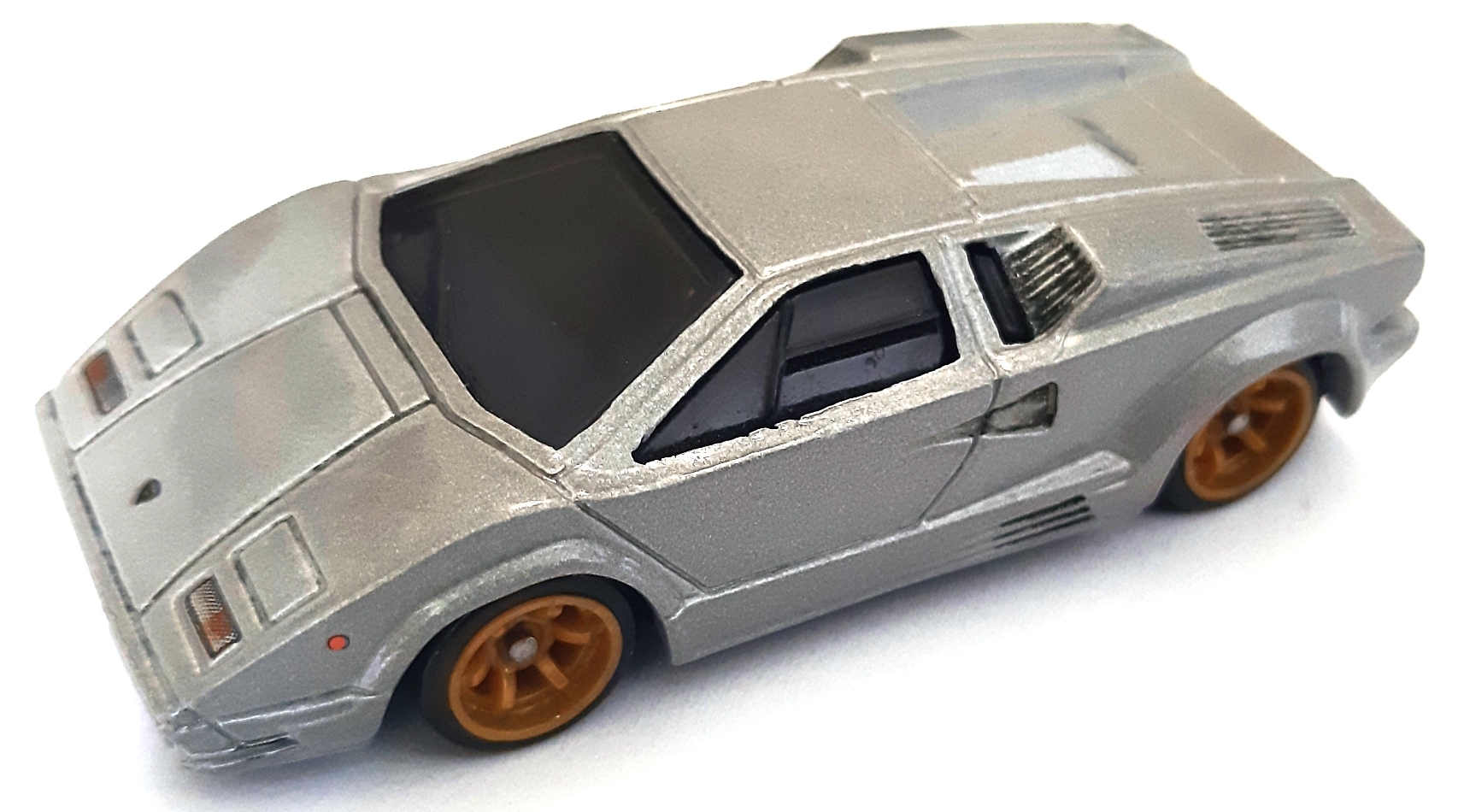 hot wheels lamborghini countach white