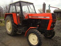 Ursus 902-1982