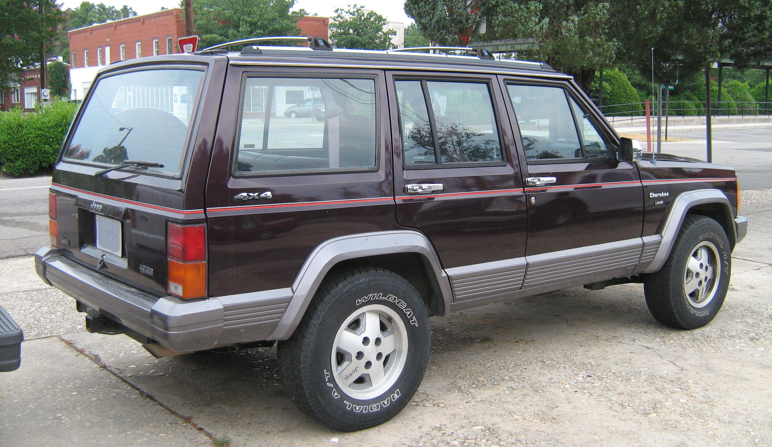 1986 Jeep cherokee pioneer wiki #4