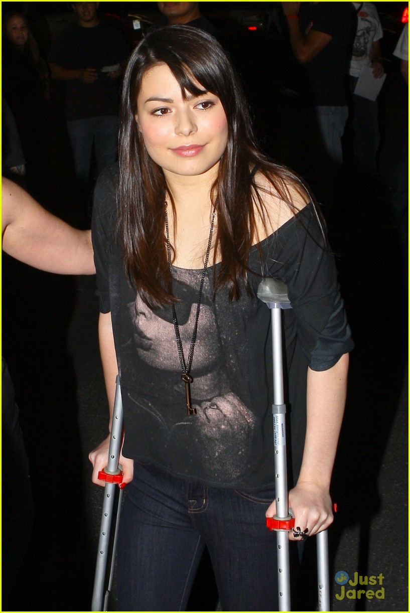 Miranda Cosgrove Flashing Pic Miranda Cosgrove Flashing Pic