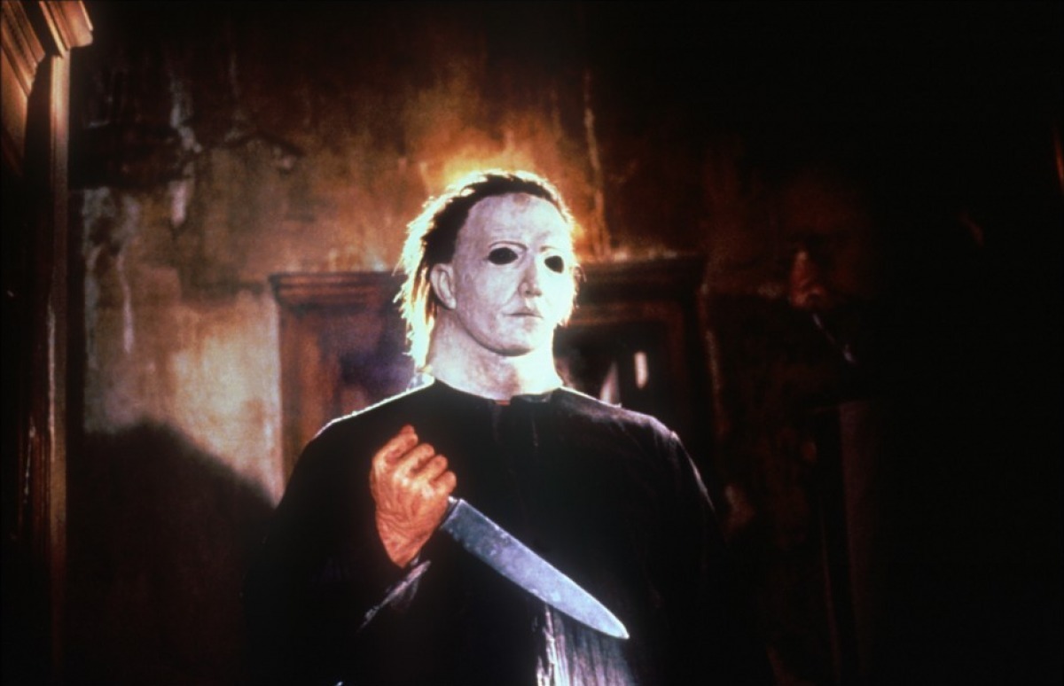 Halloween-5-michael-myers-8960717-1200-774.jpg