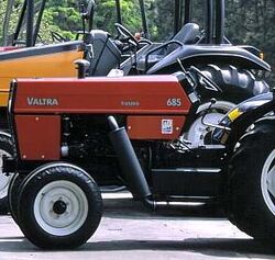 Valtra 685 Frutero (orange) - 2003