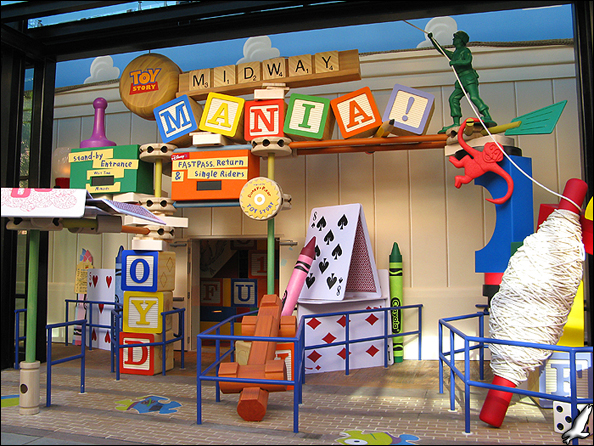 disneyland toy story midway mania