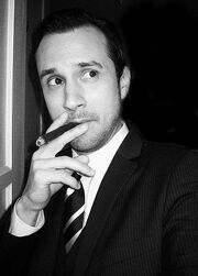 431px-Cigar night black
