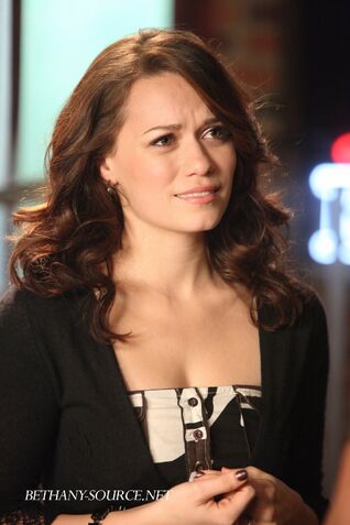 Haley-3-3-haley-james-scott-15285215-1706-2560.jpg