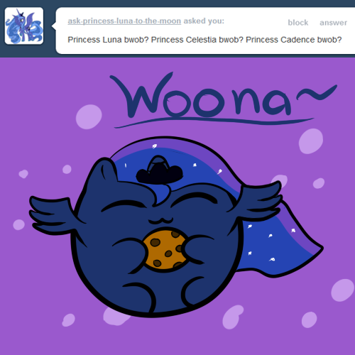 Woona_blob_with_a_cookie.png