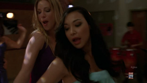 Glee=3x16 - Santana & Brittany 7
