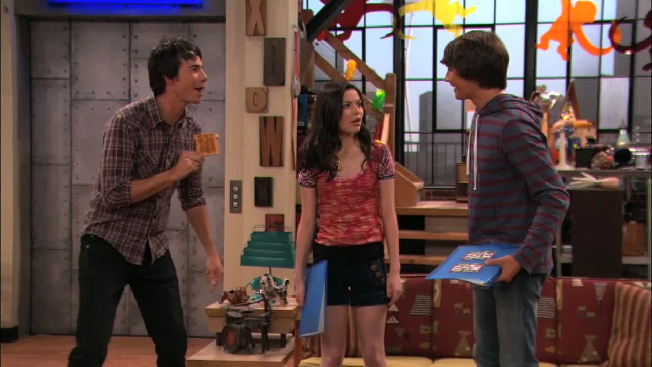Image Icarly201isawhimfirstspencerandcarly2.jpg ICarly Wiki