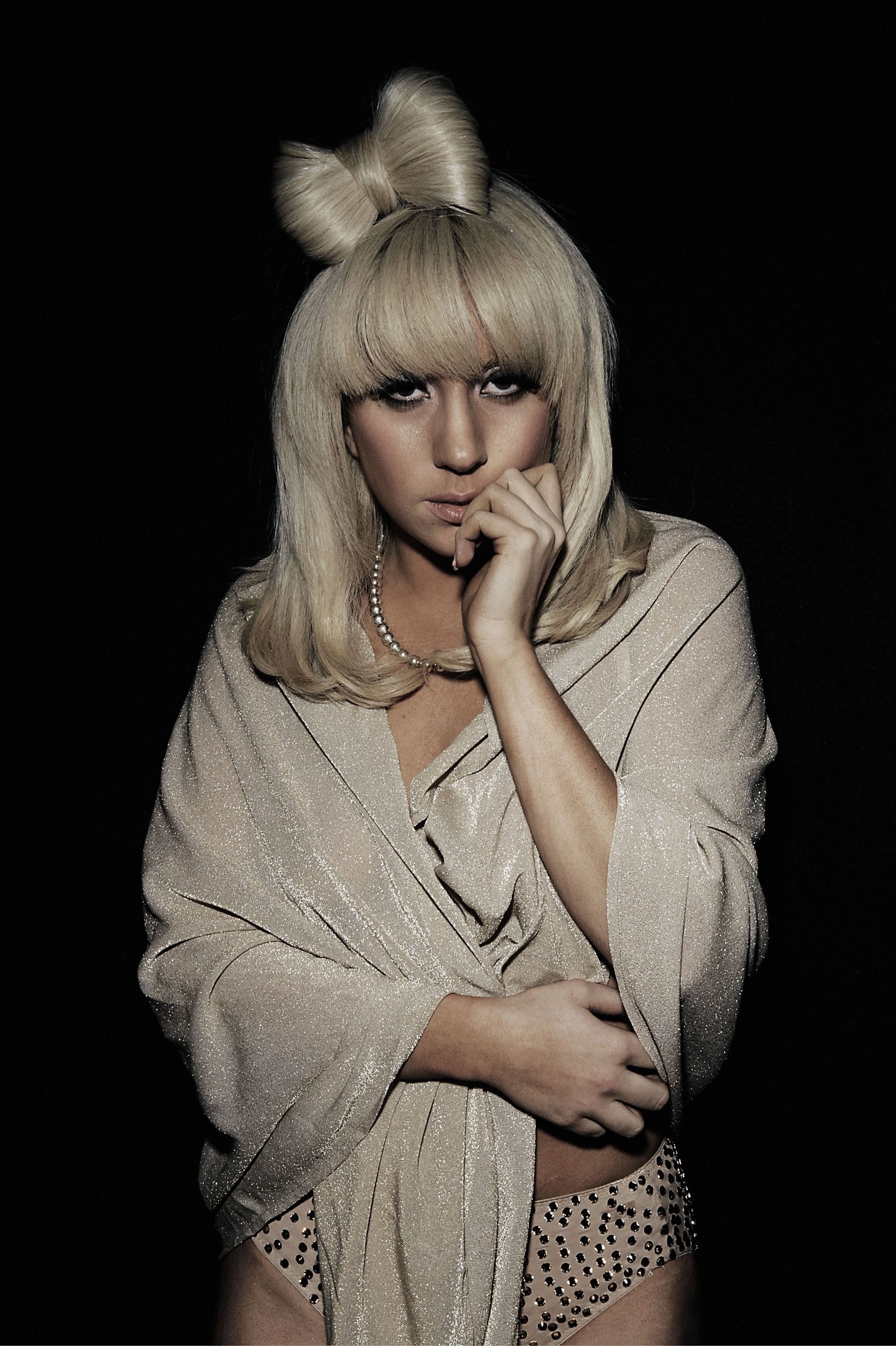 Gaga S Nose Bump Vs No Bump Page 5 Gaga Thoughts Gaga Daily