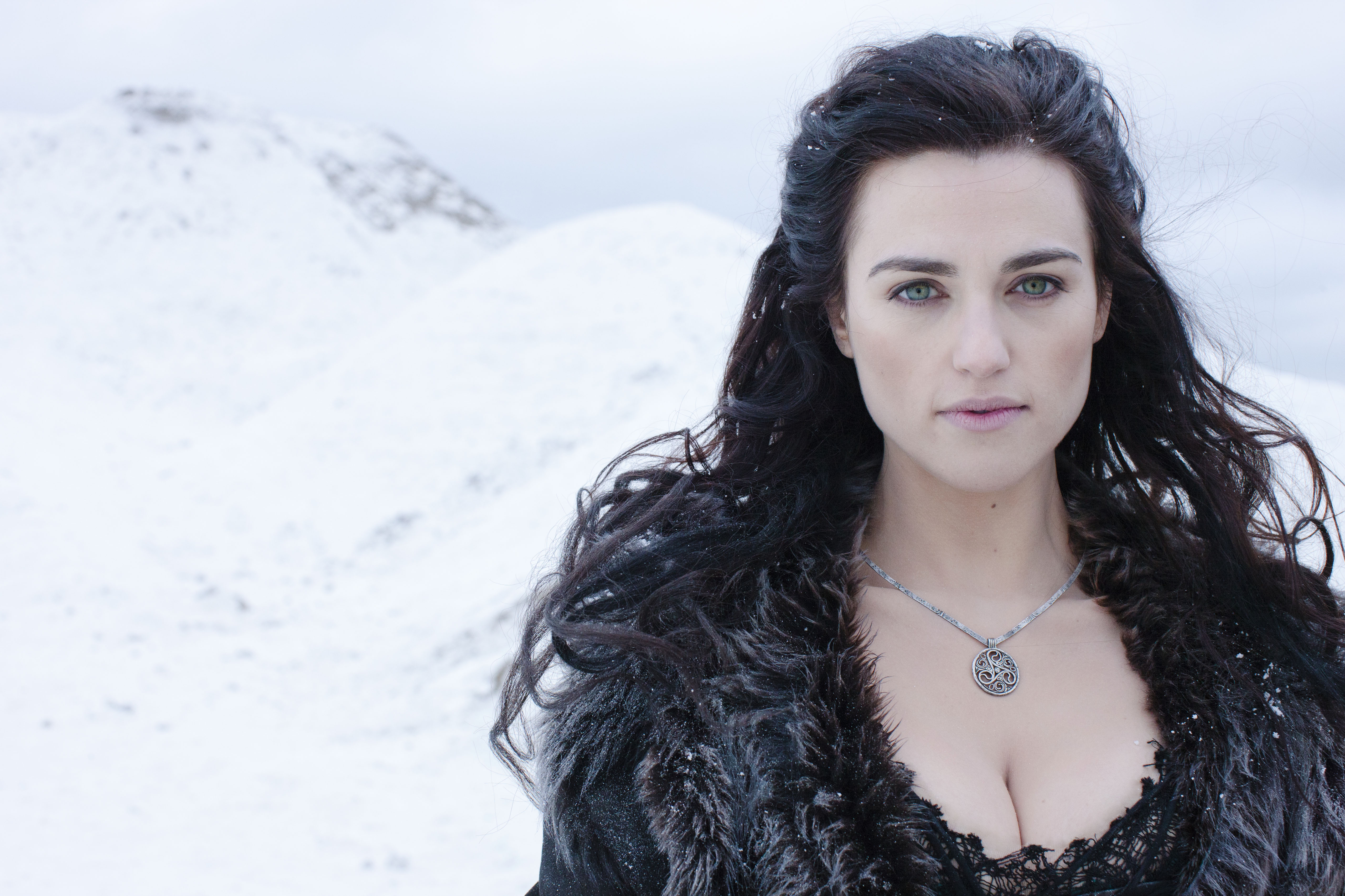 Morgana_Katie_McGrath-14.jpg