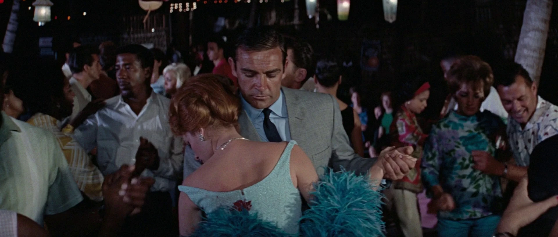 Fiona Volpe (Luciana Paluzzi) James Bond 007 Wiki