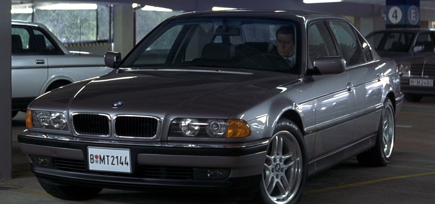 BMW_750iL_(In-Film).png