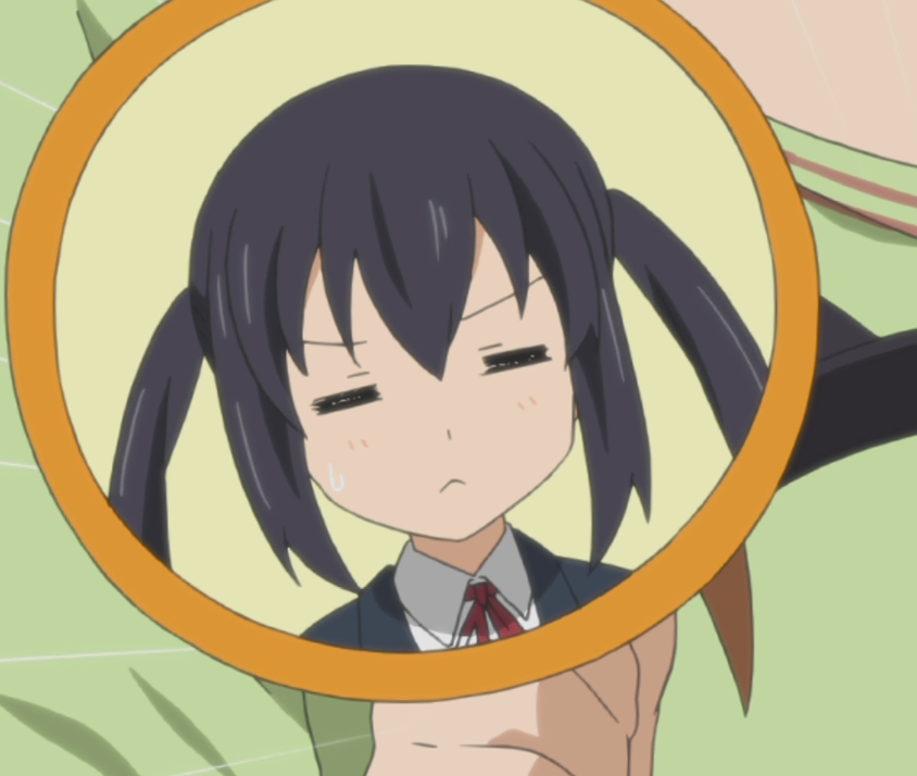 Azusa_unamused.PNG