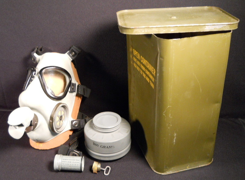 m9a1 black gas mask