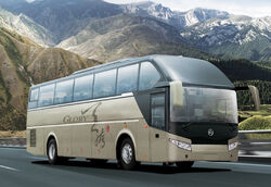 Golden Dragon XML6125 bus