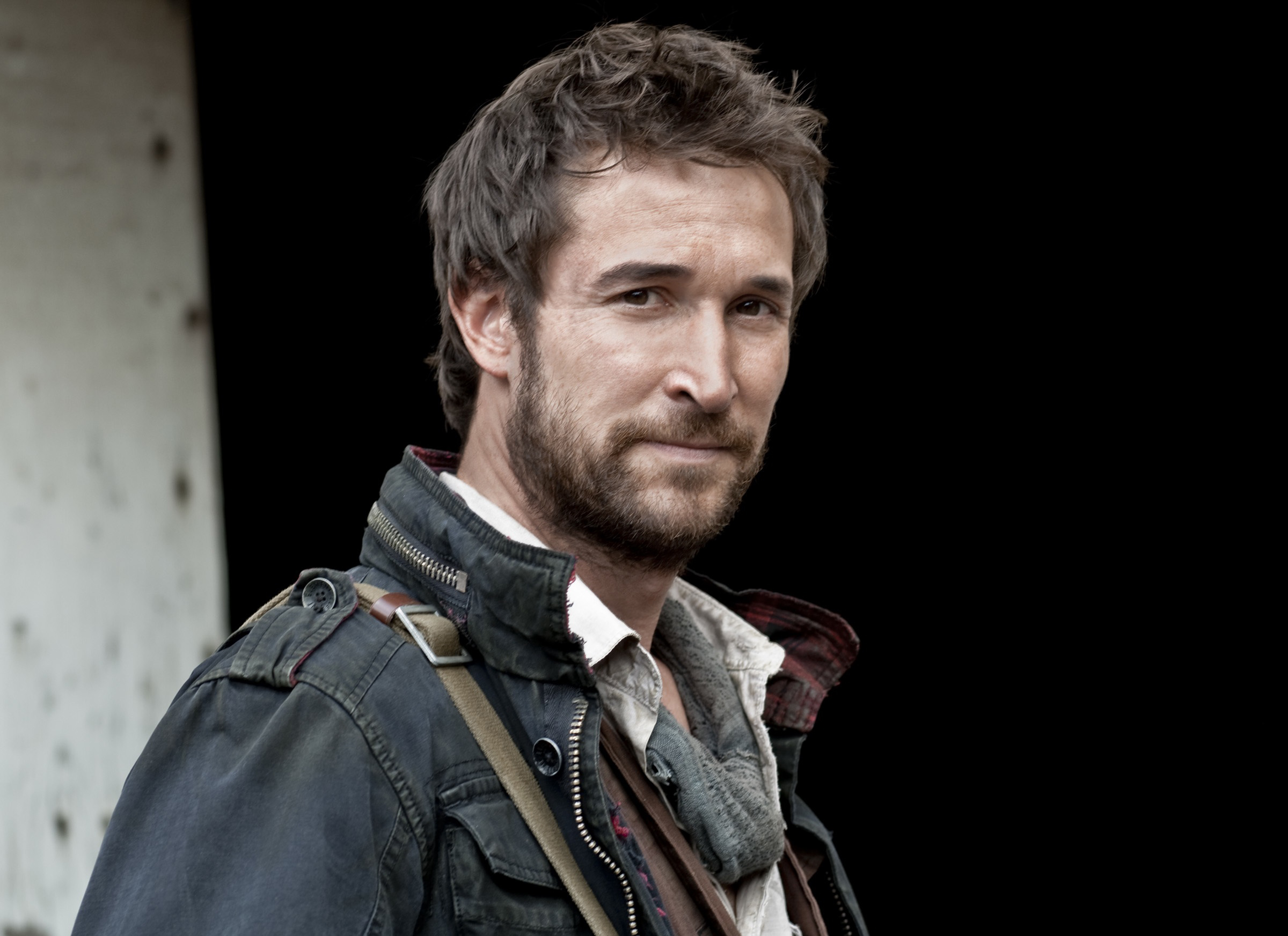 Noah-wyle-falling-skies.jpg