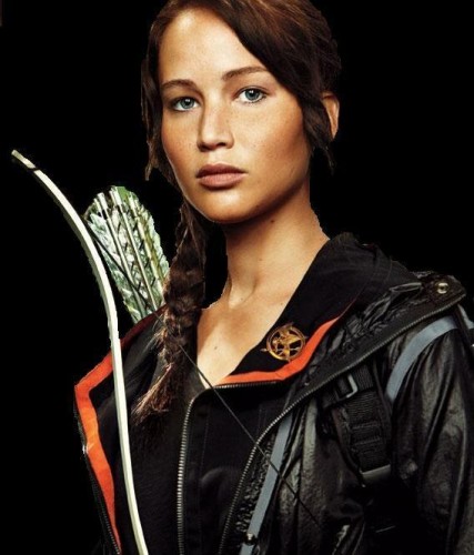 Katniss wurde mit Peeta für die 74. Hungerspiele ausgewählt. Katniss erinnert sich an eine Situation wenige Monate vor ihrem 12. Geburtstag. - Katniss-everdeen-14