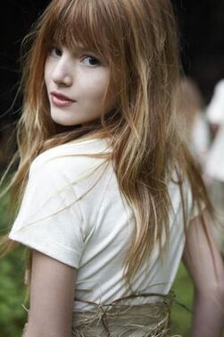 Bella-Thorne-Photoshoots-bella-thorne-20976076-266-399