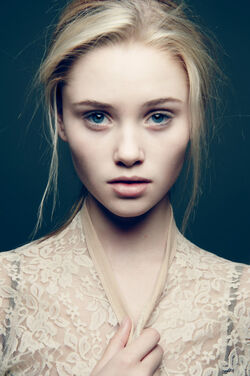 http://img2.wikia.nocookie.net/__cb20130701212620/thehungergames/images/thumb/d/d7/Ginny_gardner.jpg/250px-Ginny_gardner.jpg