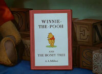 Winnie-the-pooh-disneyscreencaps.com-13