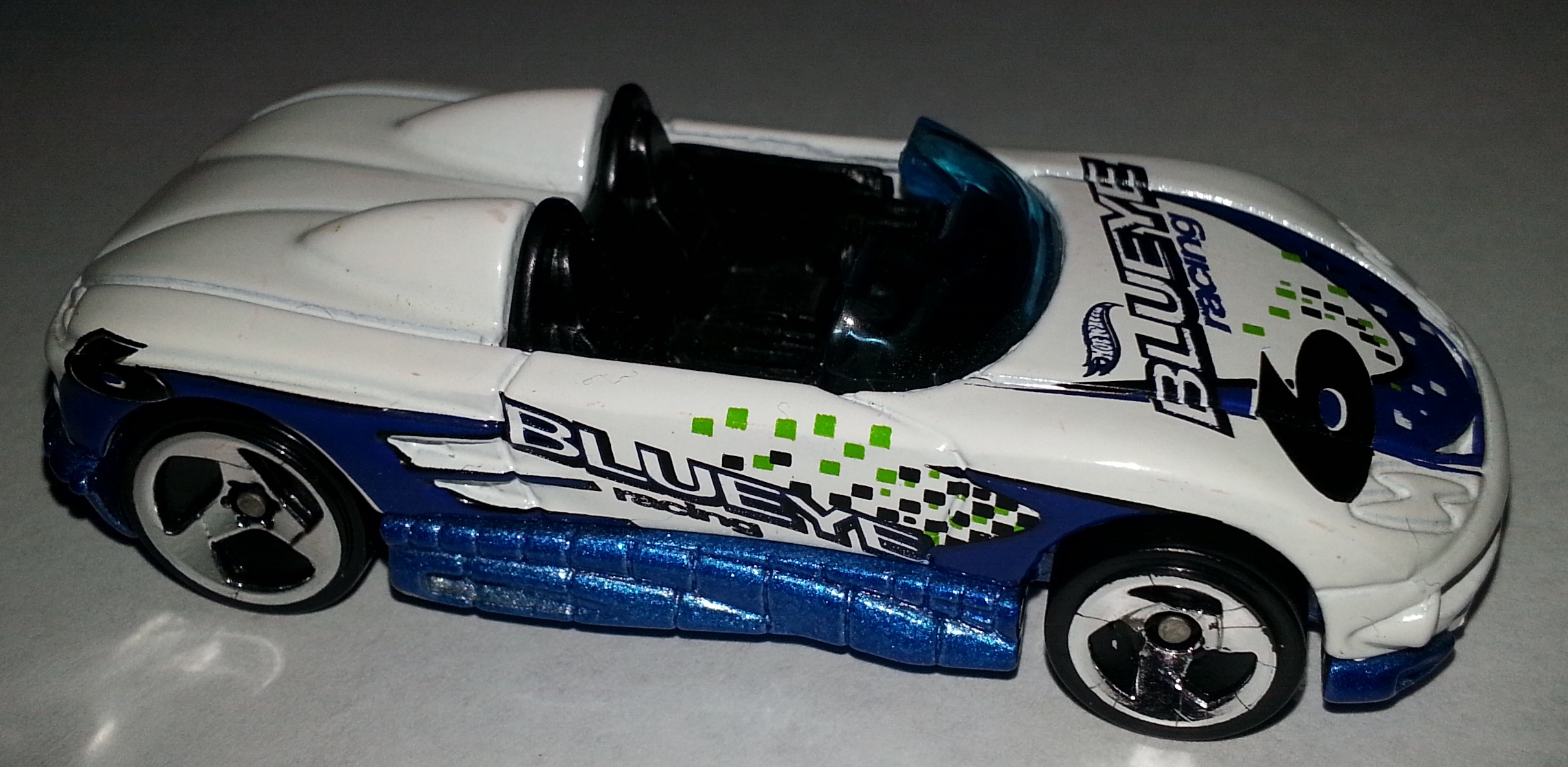 nissan twin turbo hot wheels