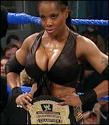Jacqueline_wwe_cruiserweight_champion_2004.jpg