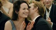 250px-Carlisle-and-esme-cullen
