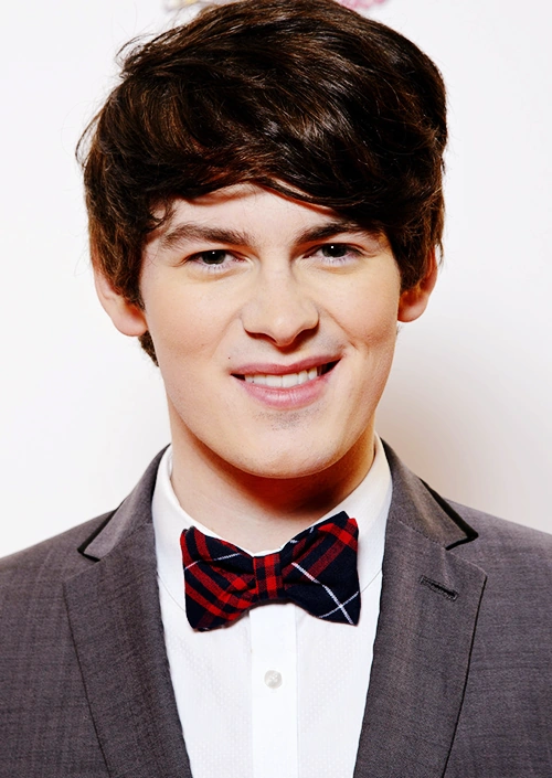 Brad Kavanagh House of Anubis Wiki Wikia