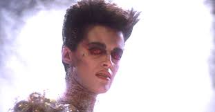 Gozer_turns_to_face_the_Ghostbusters.png