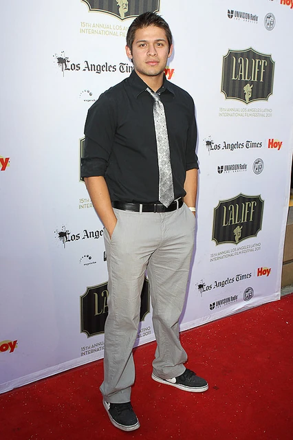 Image - David-castaneda-565026l.jpg - Switched at Birth Wiki