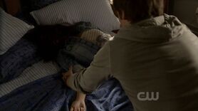 -Rose-Screencaps-2x08-bonnie-mccullough-bennett-16776844-1280-720