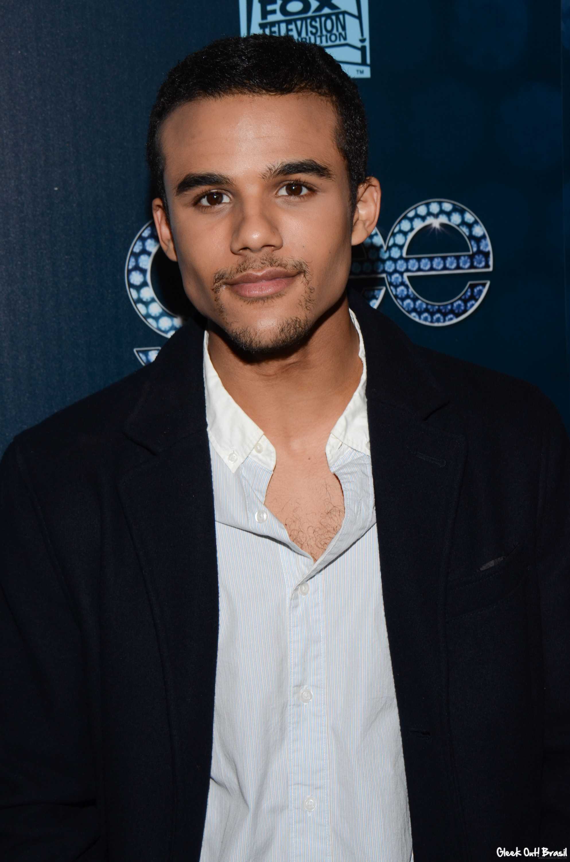 Jacob Artist - Wiki Glee France