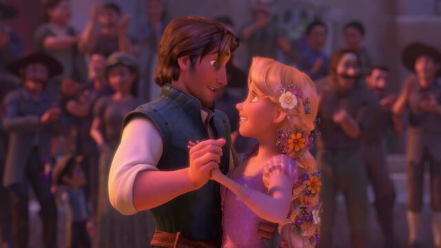File:Rapunzel andEugenehold.jpg