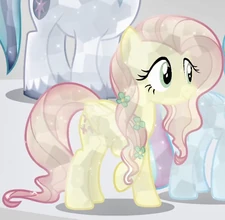 Fluttershy Crystal pony ID S3E2
