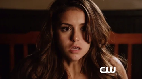 Bild - Elena-wake-up.png - Vampire Diaries Wiki - Wikia