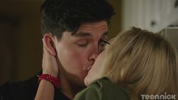 Zaya kiss