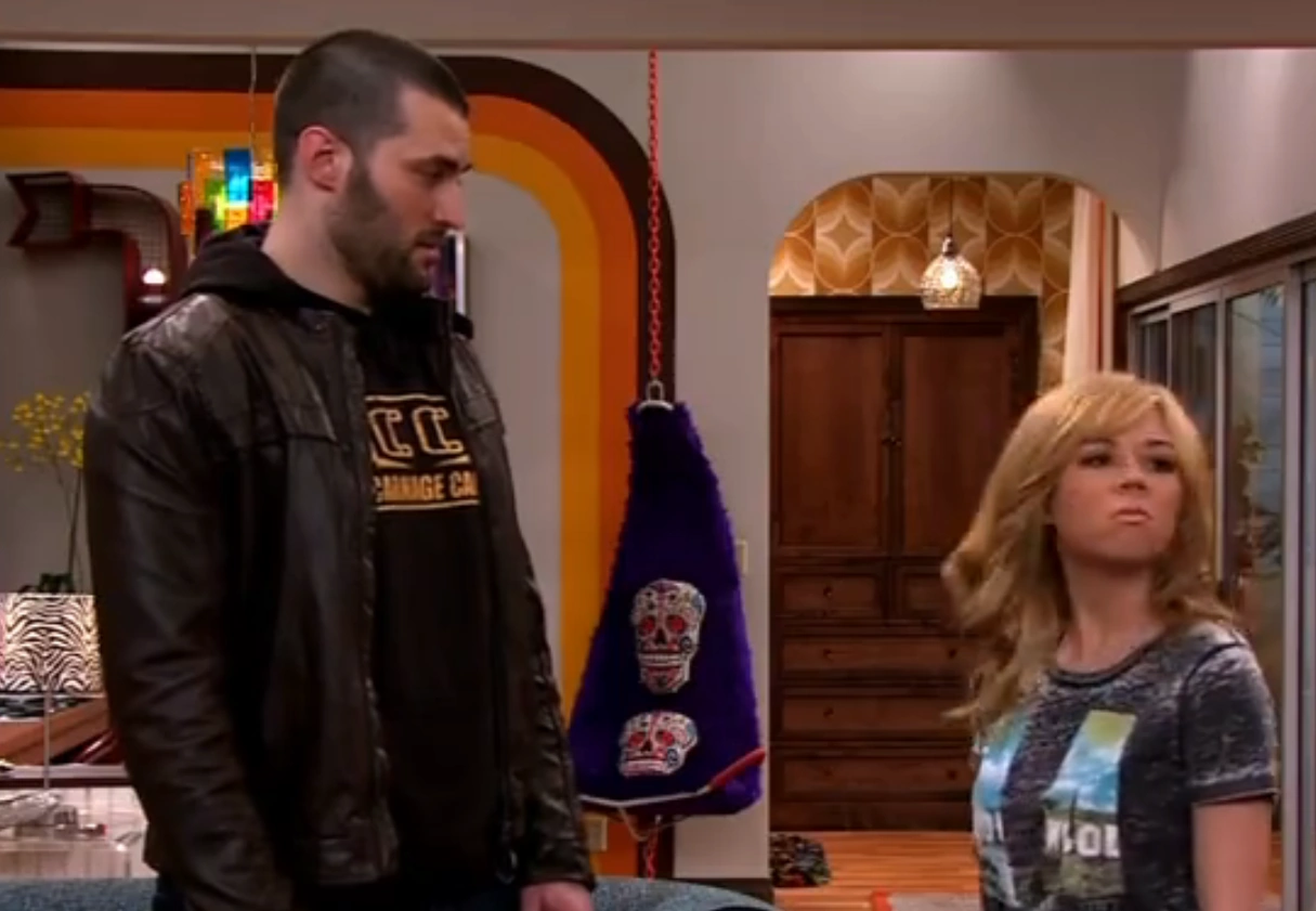Did YOU know Goomer's real name is Gieux Merr?! Yeah, it's French. Sam & Cat ♥ Pinterest