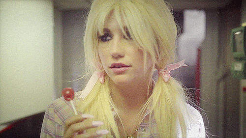 Kesha-lollipop-gif.gif