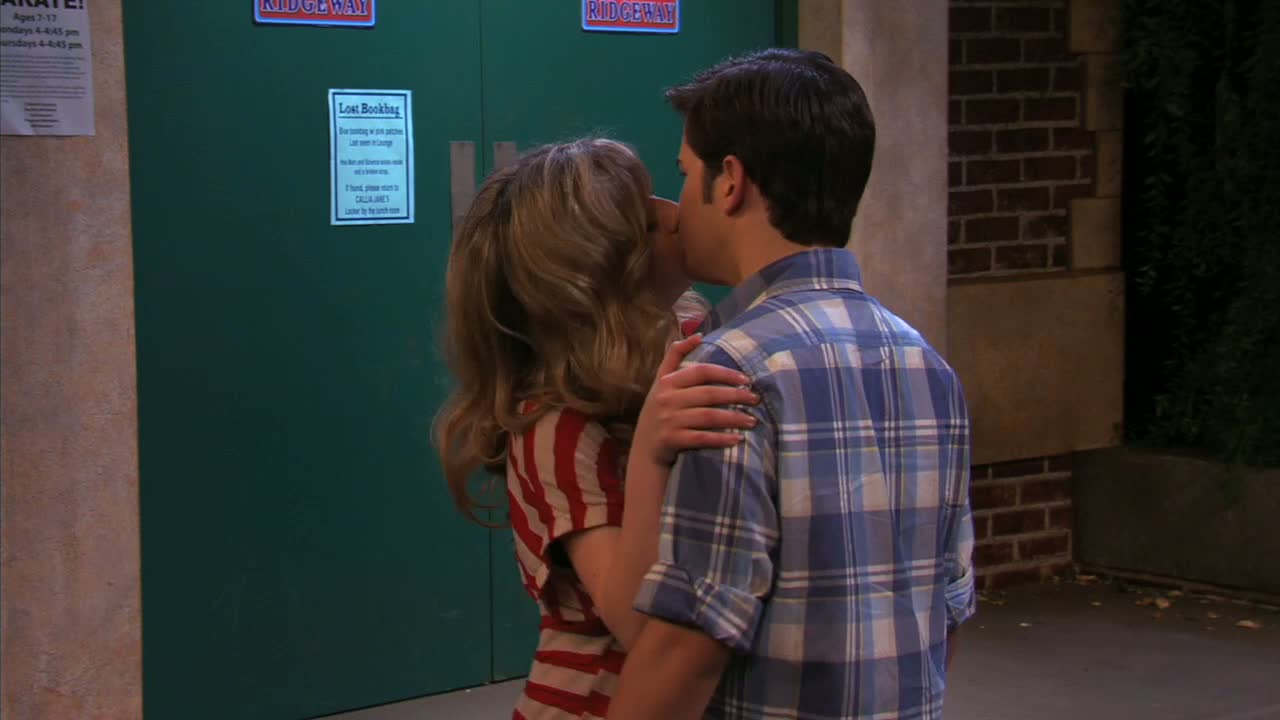 Image 20110622035433seddie Kiss Hd 3 Icarly Wiki 1384