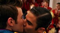 5x01-kurt-and-blaine-35752508-598-333