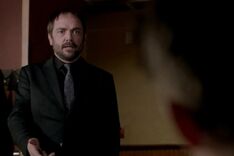 Crowley-walks-in-on-dean