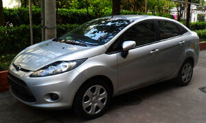 Ford-Focus Sedan 2009 800x600 wallpaper 03