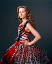 New-Alice-in-Wonderland-Mia-Wasikowska-Photoshoot-alice-in-wonderland-2010-10340861-1183-1450.jpg